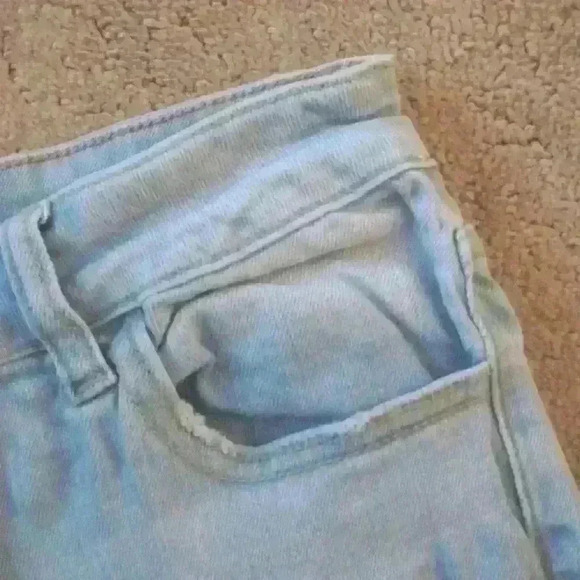 CELLO DISTRESSED/FRAYED HEM JEANS SIZE 5 (JUNIORS) - Picture 6 of 16